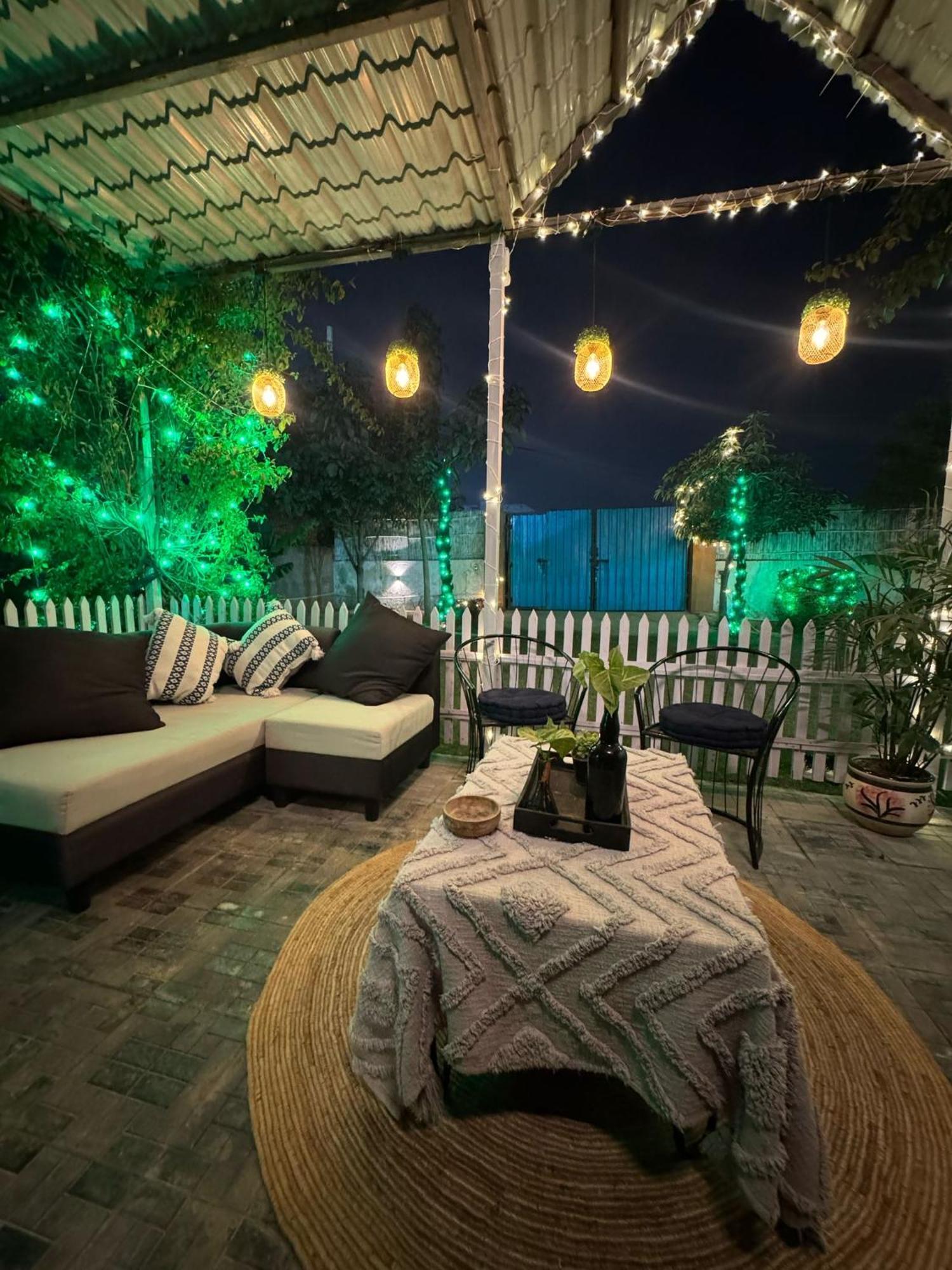 The Nirvana Nest Gurgaon Exterior photo