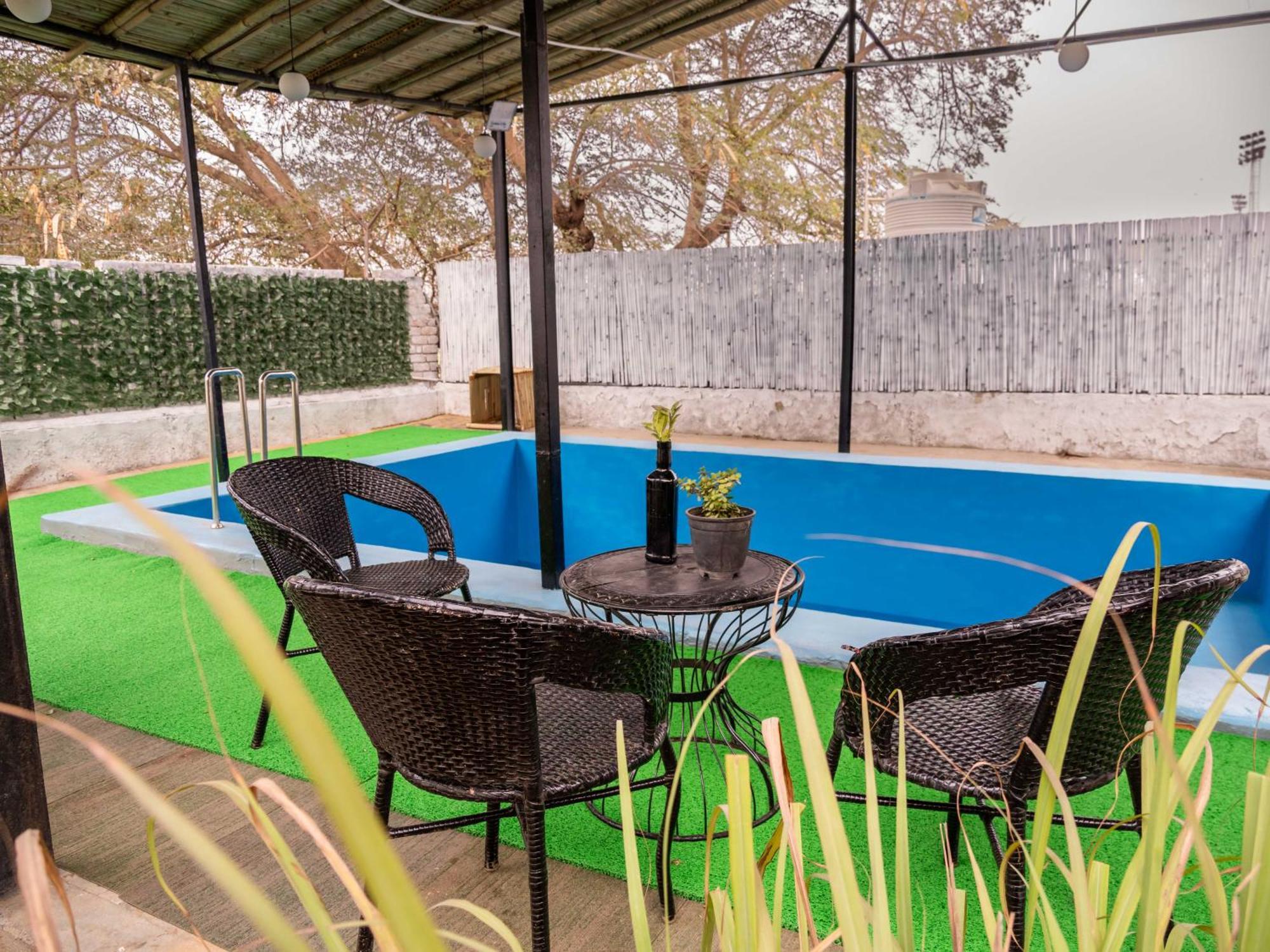 The Nirvana Nest Gurgaon Exterior photo