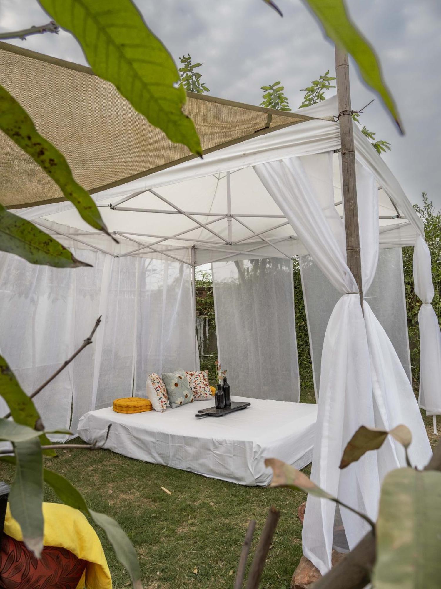 The Nirvana Nest Gurgaon Exterior photo